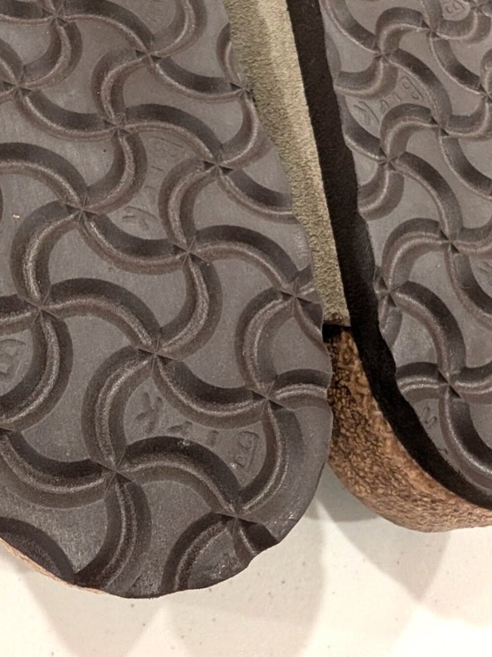 NEW Birkenstock Boston Clog Softbed - Picture 4 of 9